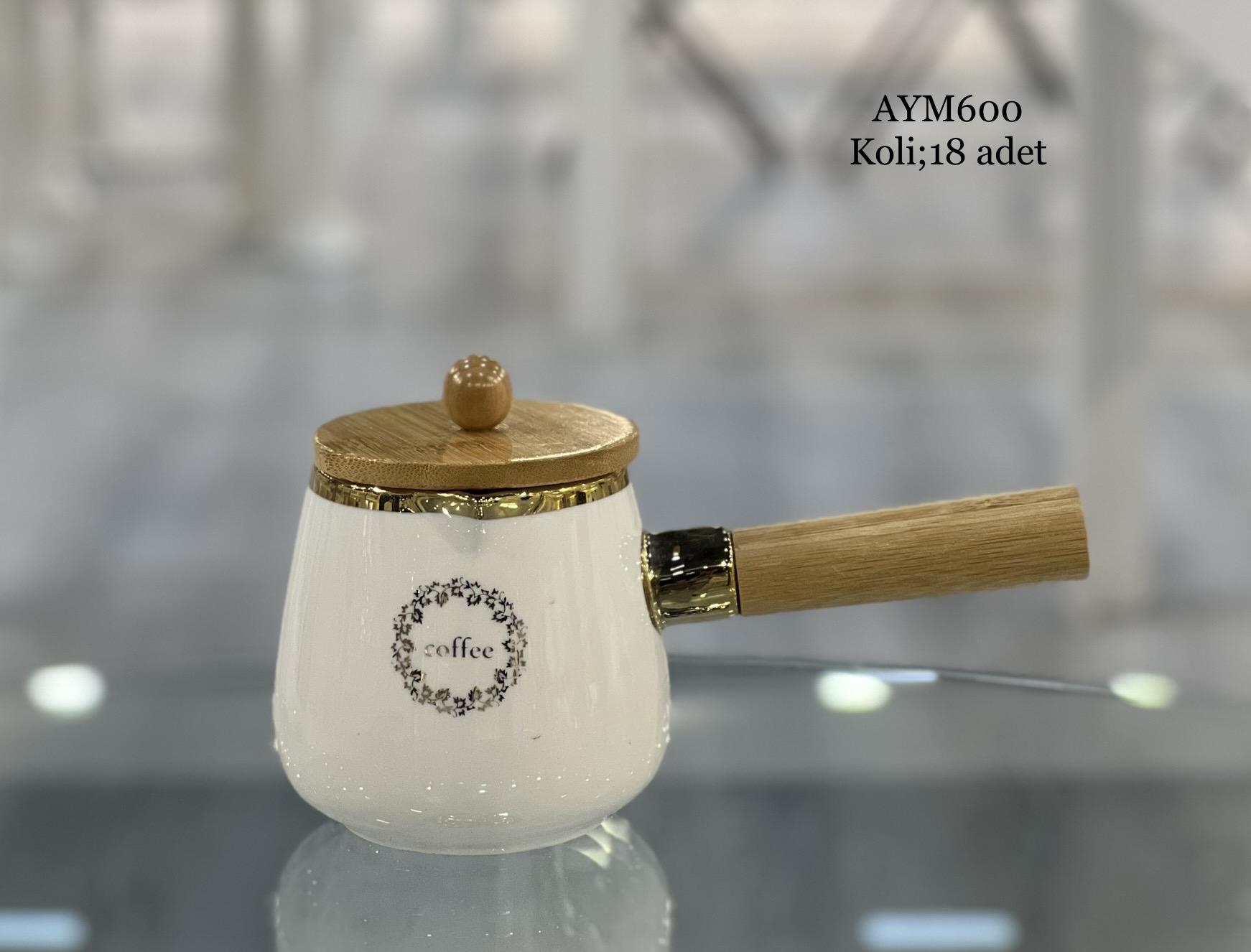 AYM600