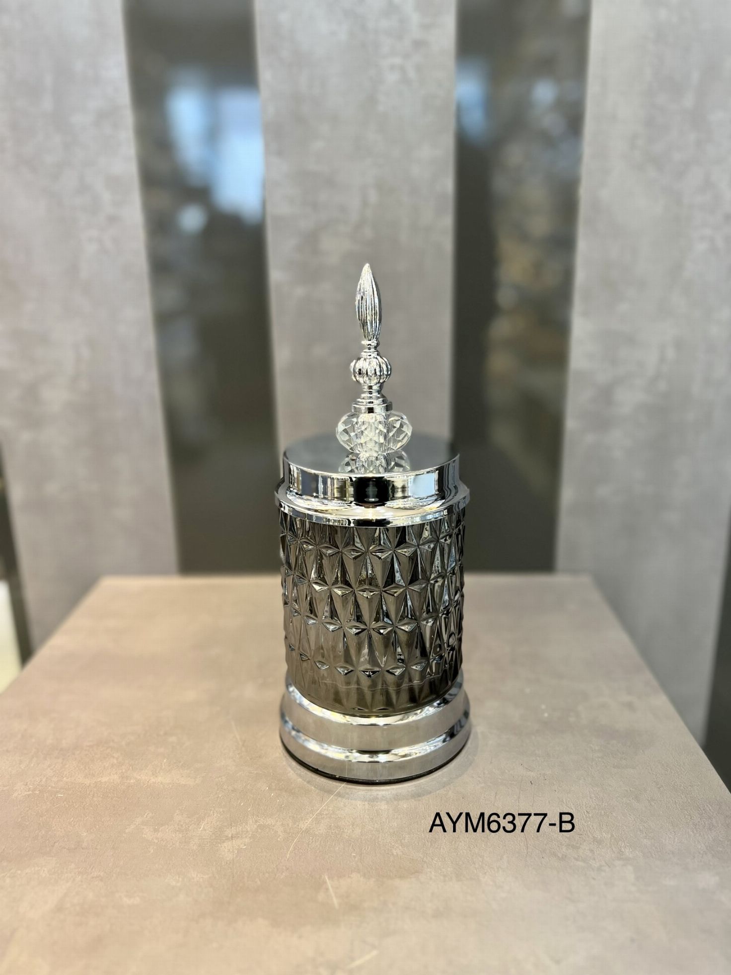 AYM6377B