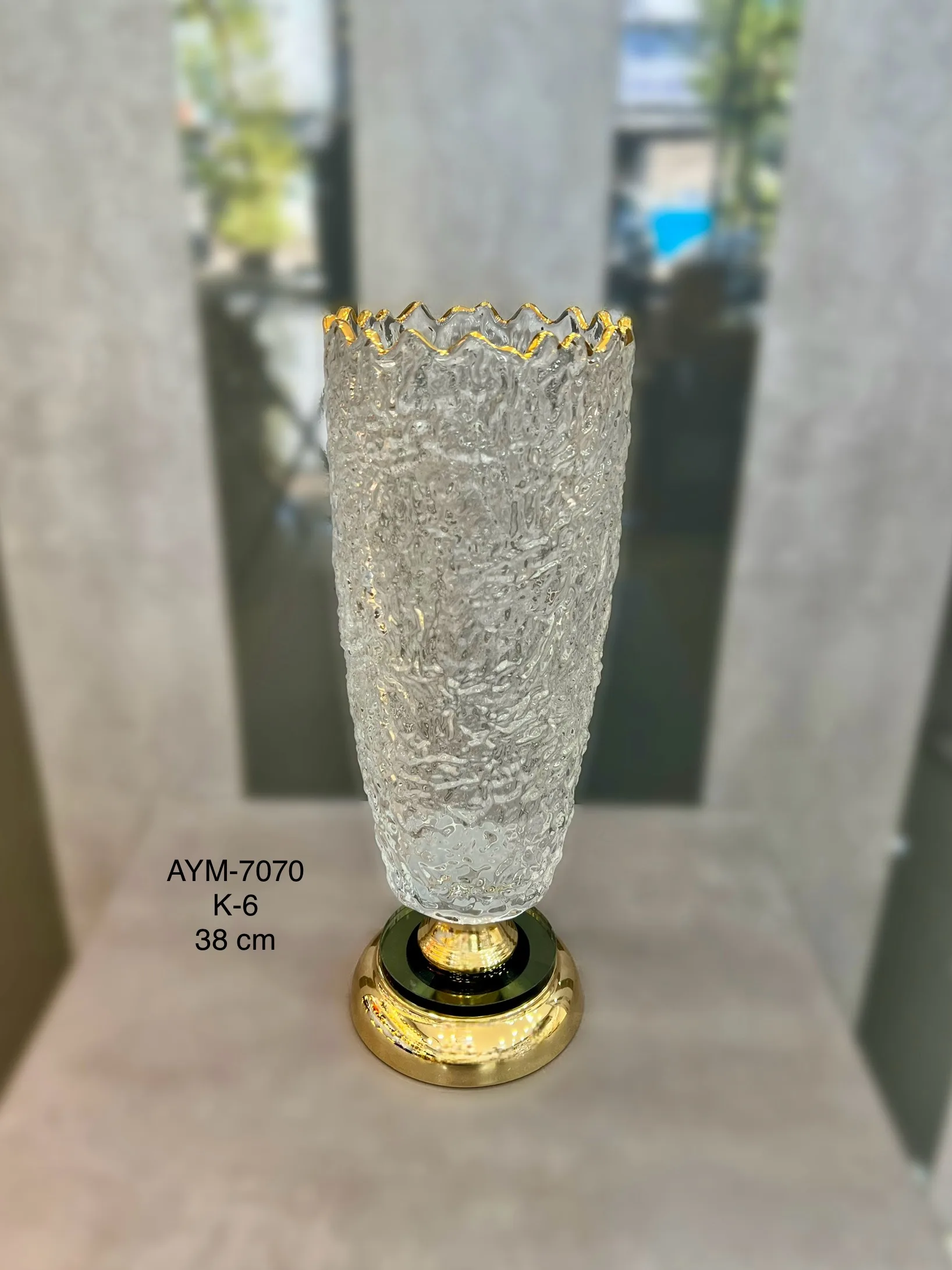 AYM-7070